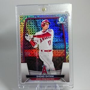 Topps Chrome Card with Multicolor Holographic Design